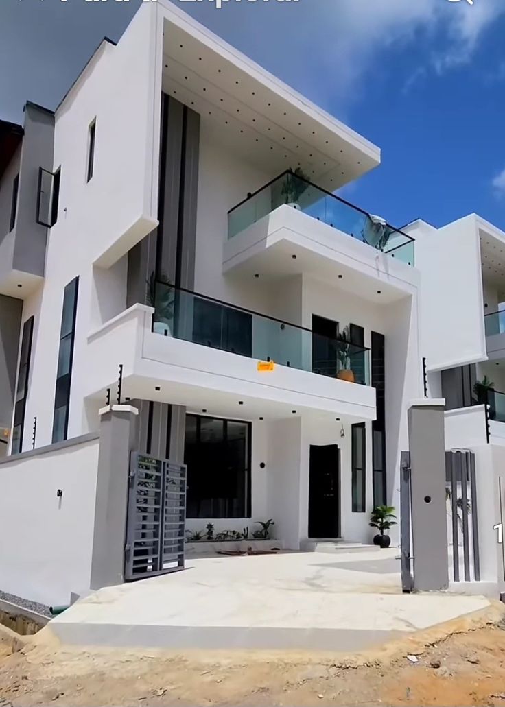 Emerald Estate